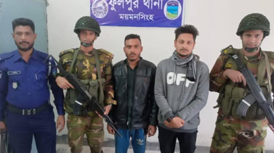 ফুলপুরে ভারতীয় চিনি-জিরাসহ দুইজন আটক, একজনের দাবি ‌সমন্বয়ক